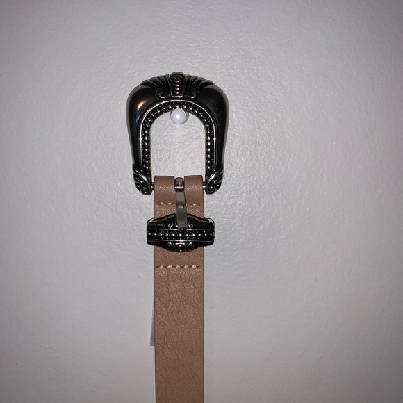 tan belt - Picture 2 of 3